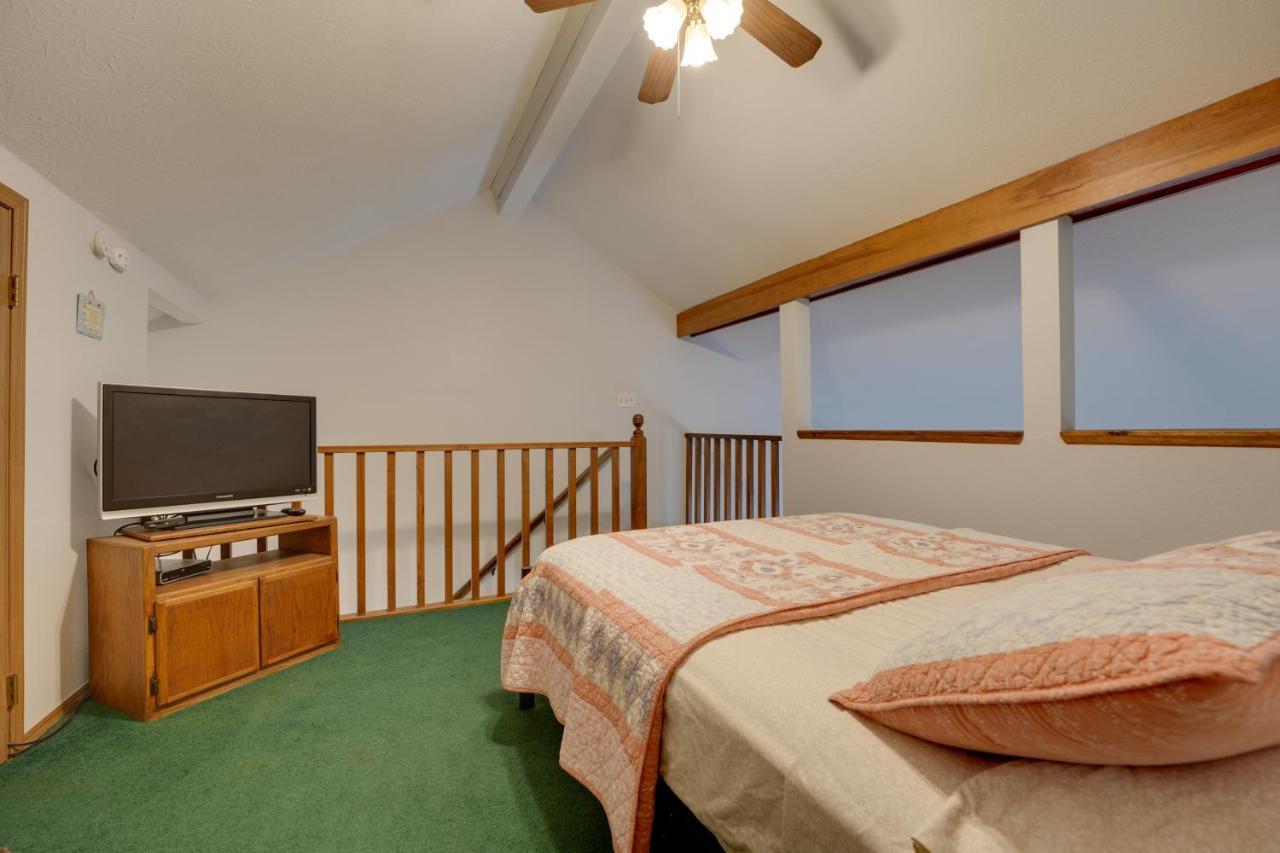 Condo With Balcony And Grill 3 Mi To Moonshine Beach! Branson Exterior photo